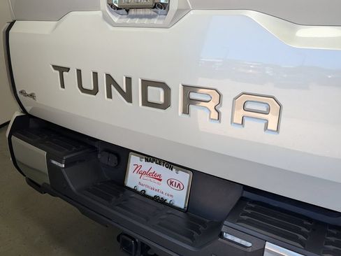 Used 2024 Toyota Tundra Capstone AWD/4WD image 7