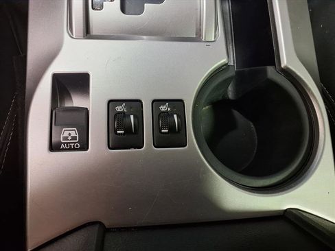 Used 2020 Toyota 4Runner SR5 Premium image 18