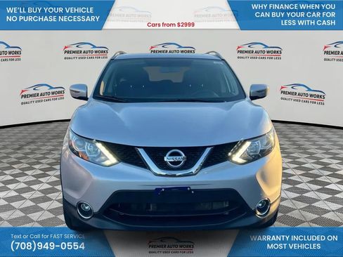 Used 2017 Nissan Rogue Sport SV w/ SV All-Weather Package image 2