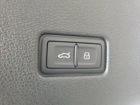 New 2026 Audi Q8 Premium Plus AWD/4WD image 10
