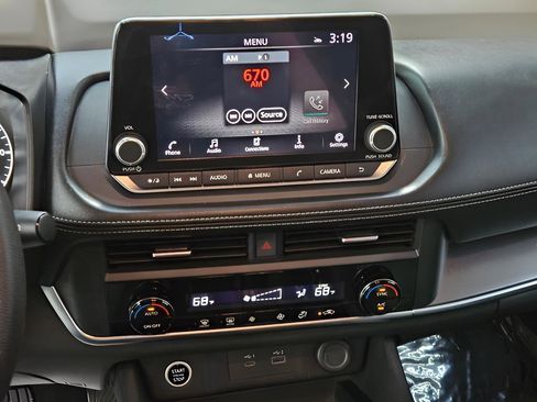 Certified 2023 Nissan Rogue SV AWD/4WD image 14