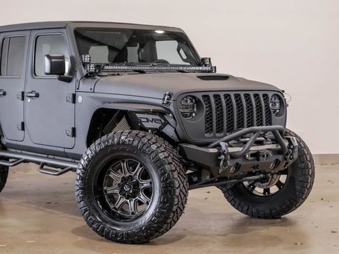 Used 2024 Jeep Wrangler Unlimited Sport image 36