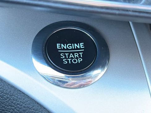 Used 2023 Ford Explorer XLT w/ Equipment Group 202A image 47