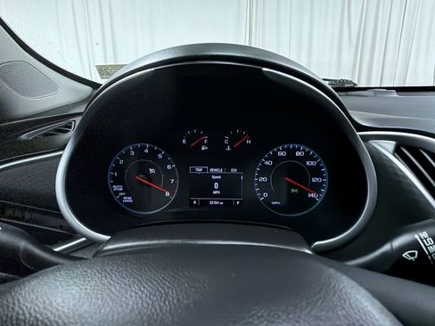 Used 2024 Chevrolet Malibu LT FWD image 15