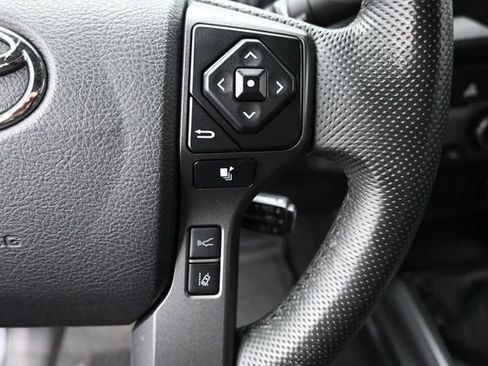 Used 2021 Toyota Tacoma TRD Off-Road AWD/4WD image 14