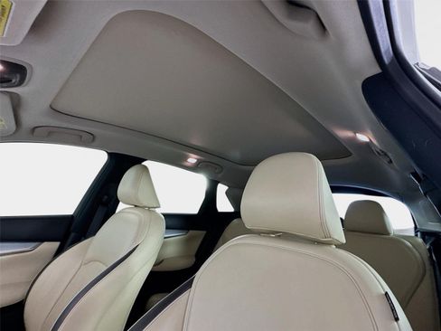 Used 2022 INFINITI QX50 Essential FWD image 14