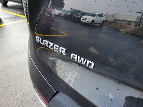 Used 2019 Chevrolet Blazer LT image 10