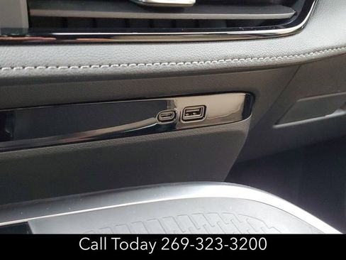 New 2025 Buick Enclave Preferred image 35