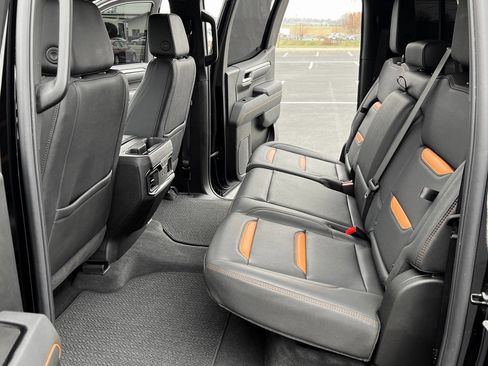 Used 2025 GMC Sierra 1500 AT4 w/ Technology Package image 20