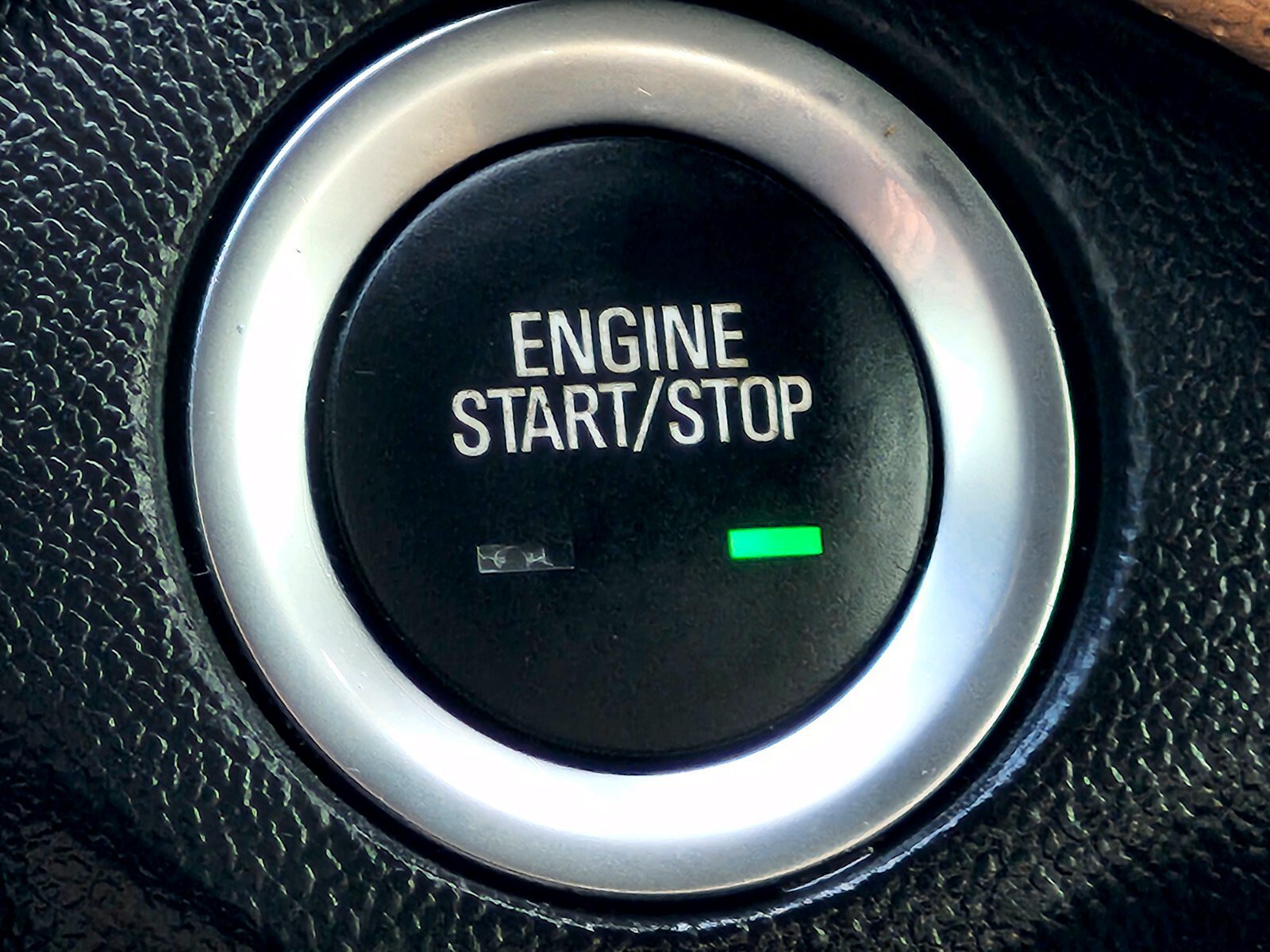 Used 2021 Chevrolet Equinox Premier FWD image 24