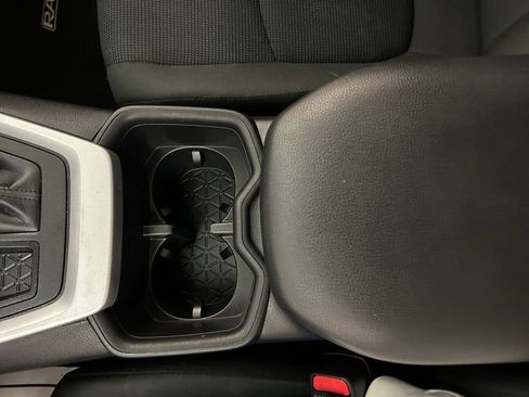 Used 2024 Toyota RAV4 LE image 23