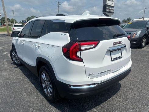 Used 2023 GMC Terrain SLT FWD image 8