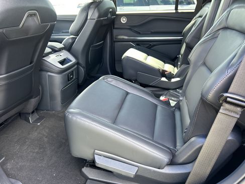 New 2025 Lincoln Navigator Reserve w/ Jet Appearance Package image 7