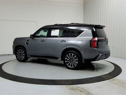 Used 2025 Nissan Armada Platinum Reserve image 5