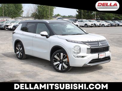 New 2025 Mitsubishi Outlander SEL