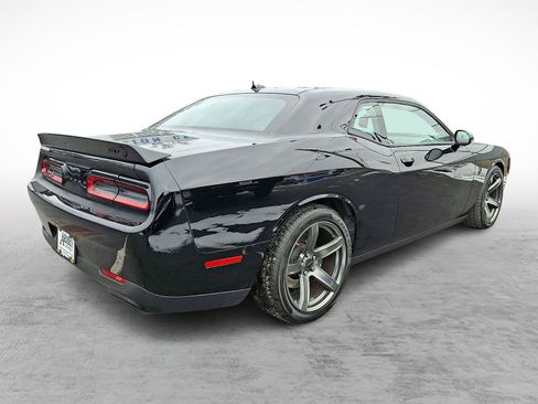 Used 2022 Dodge Challenger SRT Hellcat Redeye image 7