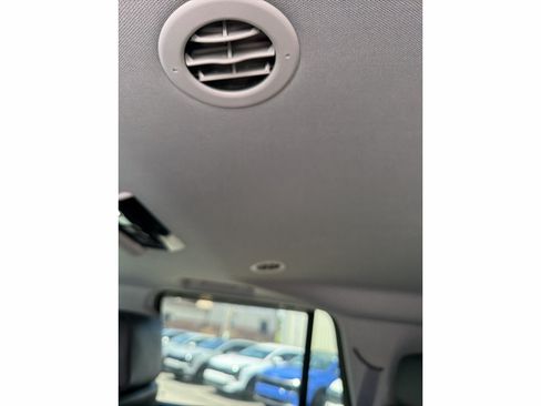 Used 2017 GMC Yukon Denali w/ Open Road Package RWD image 21