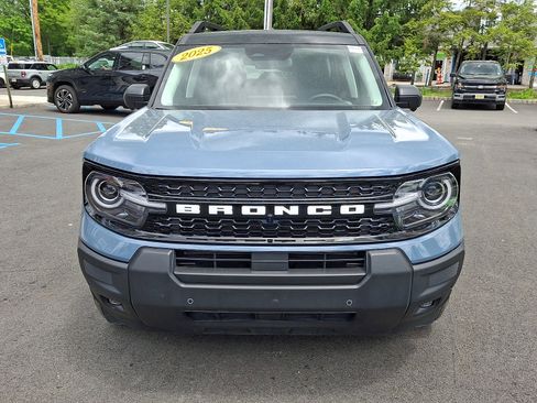 Used 2025 Ford Bronco Sport Outer Banks w/ Outer Banks Tech Package+ AWD/4WD image 2
