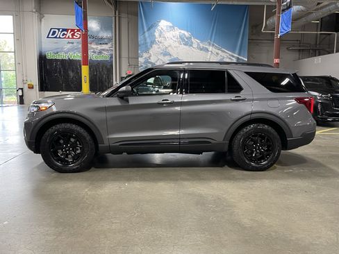 Used 2022 Ford Explorer Timberline AWD/4WD image 2