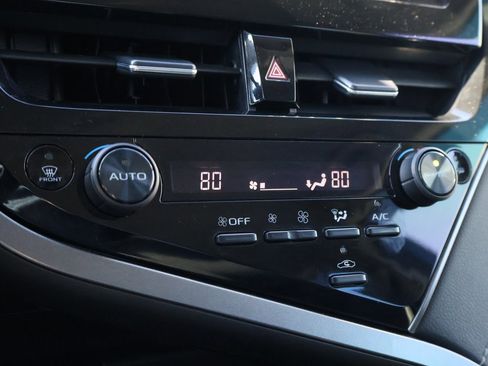 Used 2023 Toyota Camry SE image 34