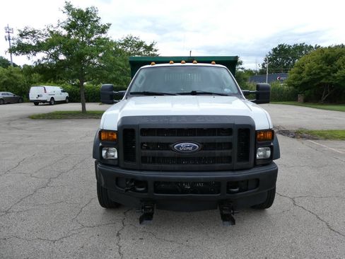Used 2008 Ford F550 4x4 Regular Cab Super Duty image 2