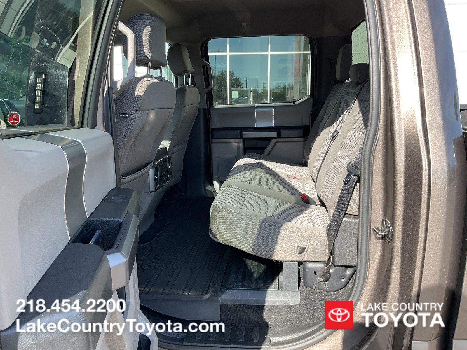 Used 2020 Ford F350 XLT w/ XLT Premium Package AWD/4WD image 13