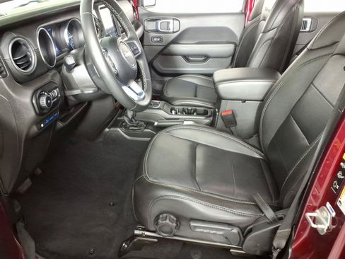 Used 2021 Jeep Wrangler Unlimited Sahara w/ Safety Group AWD/4WD image 19