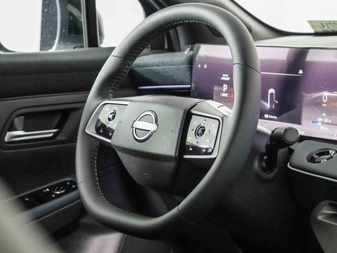 New 2026 Nissan Leaf SV+ w/ Floor Mat Package (SV+) image 15