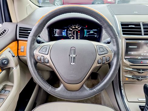 Used 2015 Lincoln MKX Base w/ Equipment Group 102A image 34