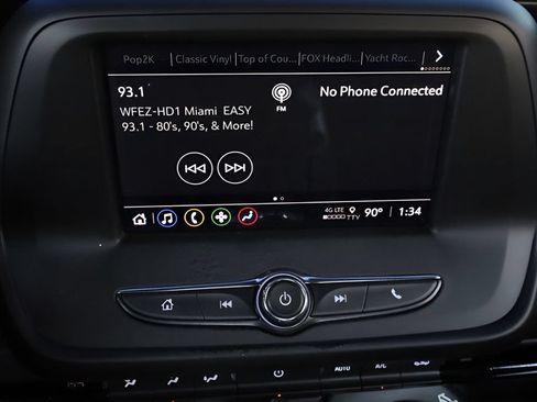 Used 2021 Chevrolet Camaro LT RWD image 28
