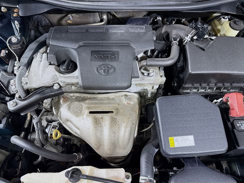 Used 2016 Toyota Camry SE image 38