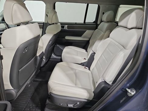 Certified 2025 Hyundai Santa Fe Calligraphy image 27