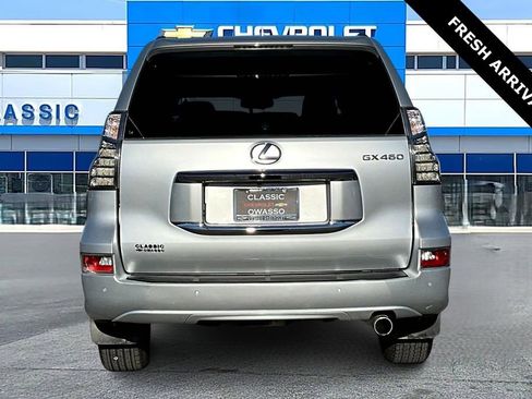 Used 2018 Lexus GX 460 image 6