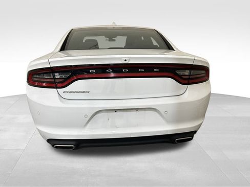 Used 2023 Dodge Charger SXT image 4