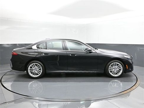 New 2025 BMW 530i w/ Premium Package image 26