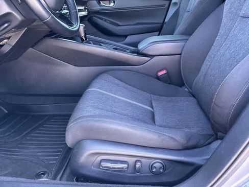Used 2024 Honda Accord Sport image 18