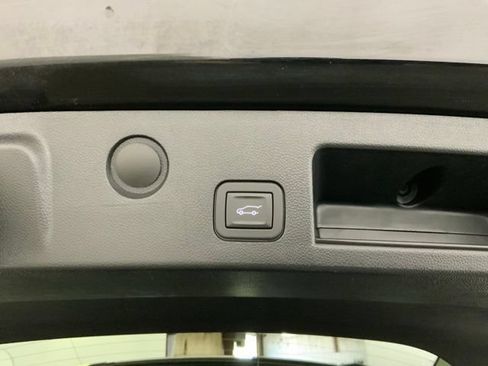 Used 2026 Chevrolet Equinox LT w/ Convenience Package II AWD/4WD image 35