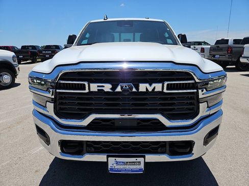 New 2026 RAM 2500 Tradesman AWD/4WD image 12