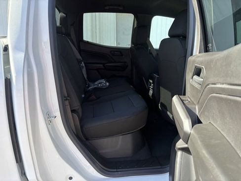 New 2026 Chevrolet Colorado W/T image 16