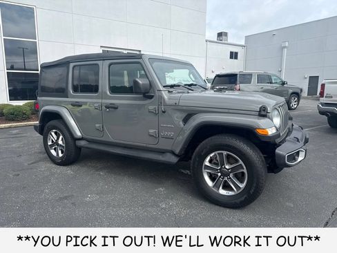 Used 2021 Jeep Wrangler Unlimited Sahara AWD/4WD image 2