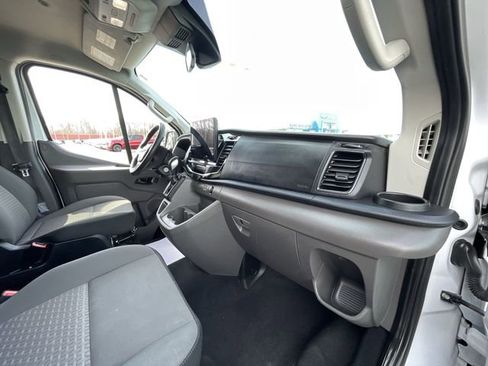 Used 2023 Ford Transit 350 XLT image 29