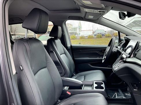 Used 2024 Honda Odyssey EX-L image 9