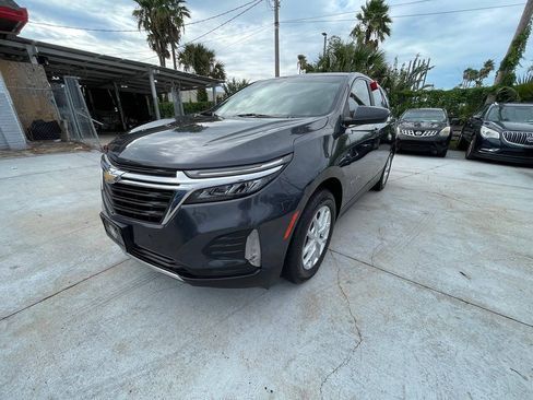 Used 2022 Chevrolet Equinox LT FWD image 3