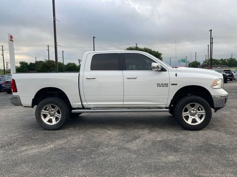 Used 2017 RAM 1500 Lone Star AWD/4WD image 4