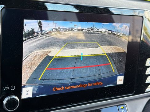 Used 2025 Toyota Camry SE FWD image 23