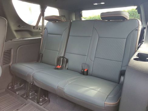 New 2026 GMC Yukon XL AT4 w/ AT4 Premium Plus Package image 9