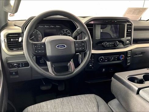 Used 2021 Ford F150 XLT w/ Trailer Tow Package AWD/4WD image 3