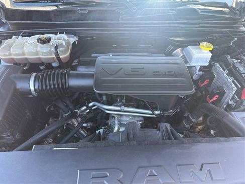 Used 2019 RAM 1500 Big Horn AWD/4WD image 13