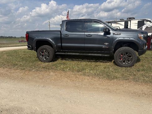 Used 2020 GMC Sierra 1500 AT4 w/ AT4 Premium Package AWD/4WD image 9