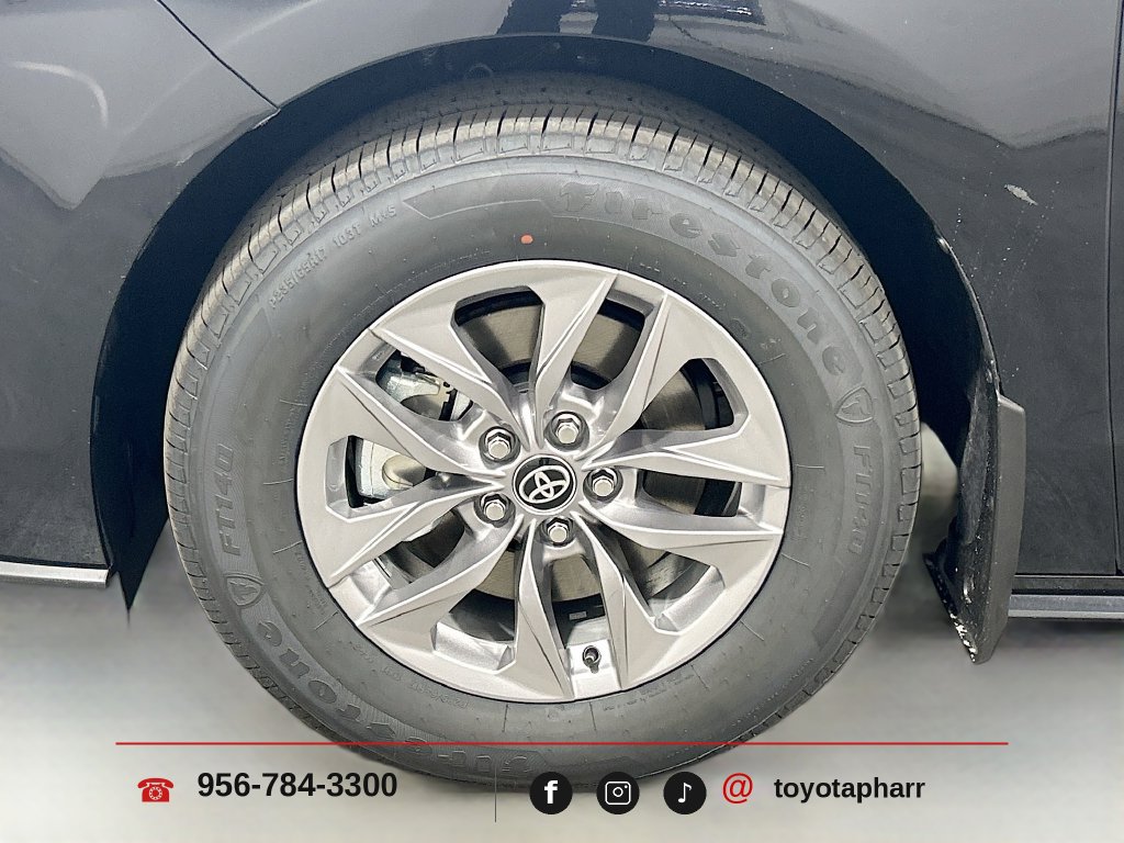 New 2026 Toyota Sienna XLE FWD image 9